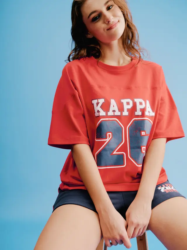 fp-142-beckham-varsity-shirt-model-3