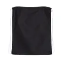 Flat lay for Q4500L-BLACK (Back)
